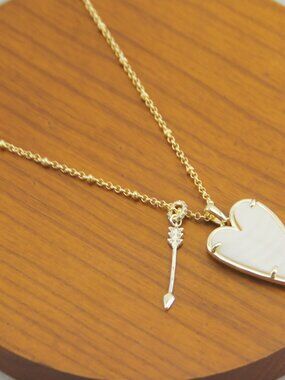 Kendra Scott Large Heart Necklace & Earrings Set